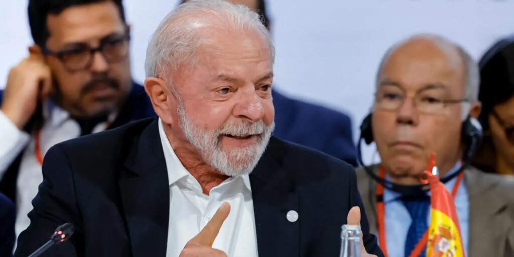 Lula defende fim da 6x1 e diz que ganhos não podem valer só para ricos