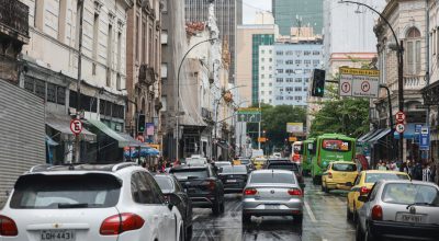 Rio: maioria dos carros roubados está em áreas controladas pelo crime
