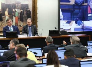 Comissão da Câmara aprova redução da maioridade penal para 16 anos