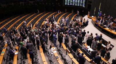 Congresso derruba veto de Lula e mantém PL da Dosimetria
