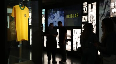 Museu do Futebol lança exposição sobre camisas da seleção brasileira