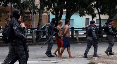 Mais dez policiais são denunciados por crimes na Operação Contenção