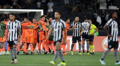 Botafogo cai para o Barcelona e fica fora da Libertadores