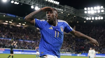Itália vence e continua viva na luta por vaga para a Copa do Mundo