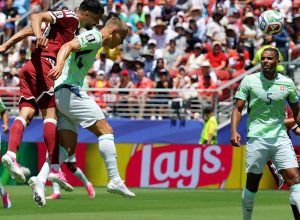 Suíça desperdiça chances e Catar arranca empate no fim pelo Grupo B