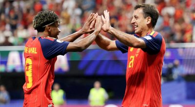 Espanha desencanta e vence a 1ª na Copa goleando a Arábia Saudita