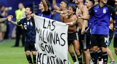 Ato de jogadores argentinos reacende debate sobre domínio das Malvinas