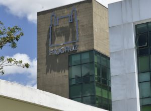 Fiocruz e farmacêutica assinam acordo sobre novo antirretroviral