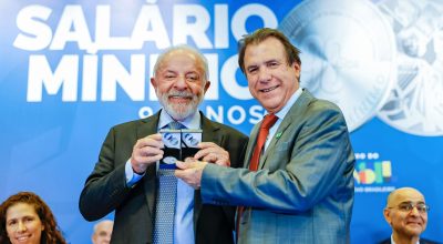 Lula diz que valor do salário mínimo no Brasil é “muito baixo”