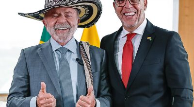 Lula recebe credenciais de nove novos embaixadores