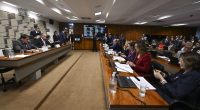 Senadores cobram CVM por suposta omissão no caso do Banco Master