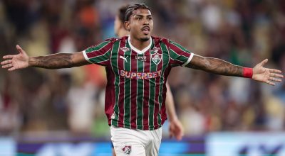 Flu bate Corinthians no Maracanã e assume vice-liderança do Brasileiro