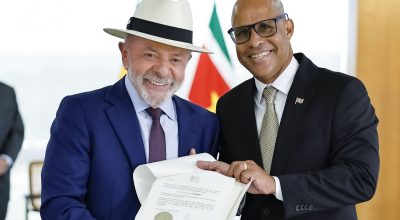Lula recebe credenciais de sete novos embaixadores