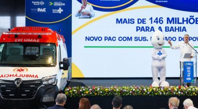 Saúde entrega ambulâncias, unidades móveis e equipamentos na Bahia