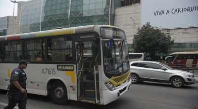Rodoviários do Rio decidem continuar em estado de greve até amanhã