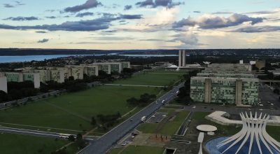 Governo define horário de expediente em jogos do Brasil na Copa