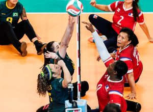 Invictas, seleções do Brasil jogam oitavas do Mundial de vôlei sentado