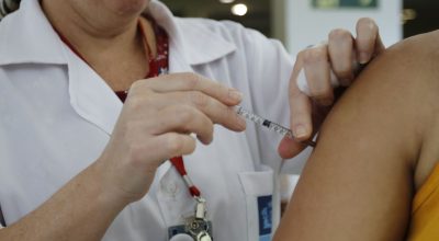 Turistas rumo à Copa devem estar alertas para vacina do sarampo