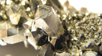 Brasil tem "vazio estratégico" em minerais críticos, diz especialista