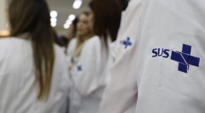 Saúde estende atuação de 676 médicos especialistas no SUS