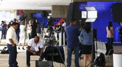 Fórum pede compromisso de candidatos com comunicação democrática