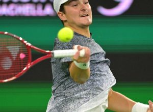 João Fonseca deixa Indian Wells mais confiante, após embate com Sinner