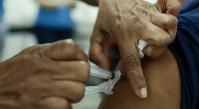 Campanha de vacinação contra a gripe começa neste sábado em SP