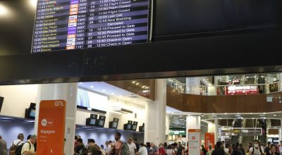 Aeroporto Santos Dumont é liberado para pousos e decolagens