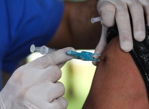 Gripe: Anvisa aprova nova vacina com 73% de eficácia 