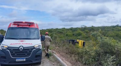 Ônibus com romeiros tomba no Ceará e provoca morte de duas pessoas