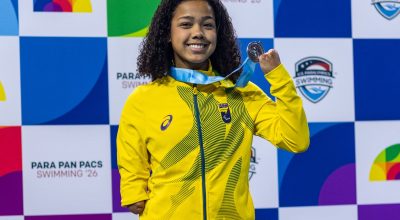 Parapan-Pacífico: nadadora Alessandra quebra recorde mundial