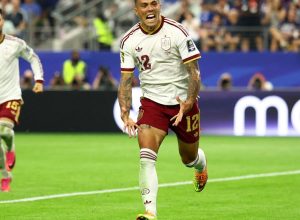 Com invencibilidade recorde, Espanha vai à final da Copa após 16 anos