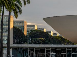 Congresso se aproxima do recesso sem votar PEC 6x1 e PL da Misoginia