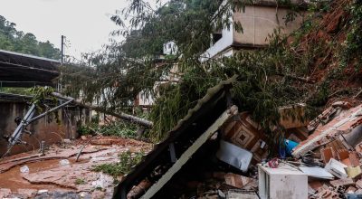 Lula assina MPs de apoio às vítimas das enchentes em Minas Gerais