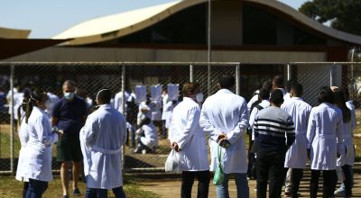 MEC revoga edital para criação de cursos particulares de medicina