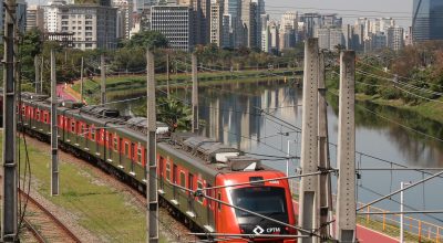 Greve de trens em SP causa congestionamento de mais de 2 mil km 