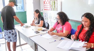 Eleitores participam de eleição simulada no Maranhão