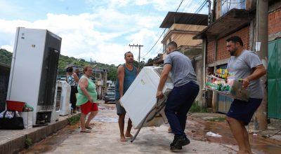 Saúde envia equipes do SUS para áreas atingidas pela chuva em Minas