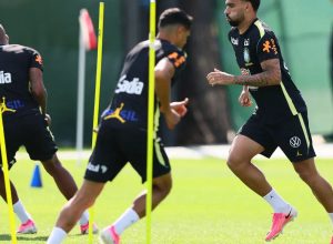 Seleção brasileira se reapresenta e faz 1º treino para encarar Haiti