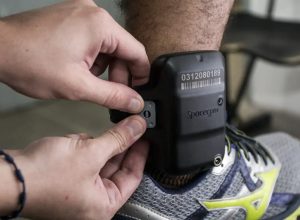 Câmara aprova uso obrigatório de tornozeleira por agressores de mulher